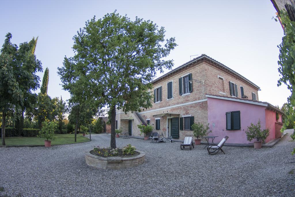 מונטרוני ד'ארביה Agriturismo Sant'Alfredo מראה חיצוני תמונה