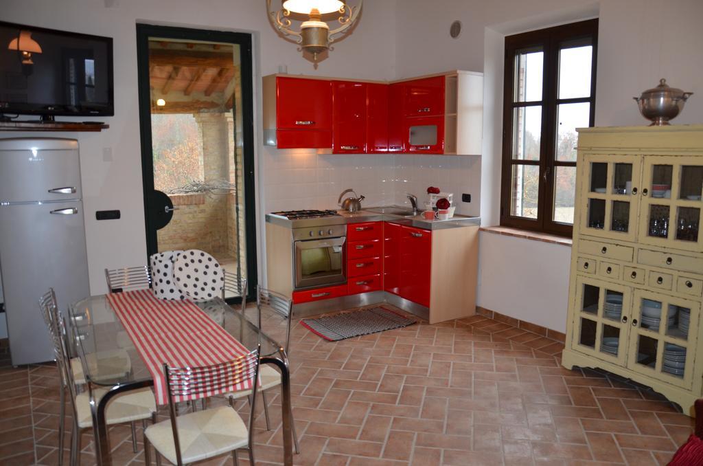 מונטרוני ד'ארביה Agriturismo Sant'Alfredo מראה חיצוני תמונה