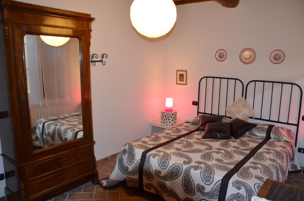 מונטרוני ד'ארביה Agriturismo Sant'Alfredo מראה חיצוני תמונה